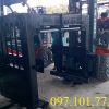 xe nâng kep gạch
