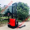 xe nâng tay điện cao 1 tấn
