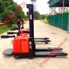 xe nâng điện mini đứng lái 1.6 tấn