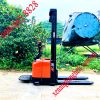 xe nâng đứng lái 2 tấn pin lithium