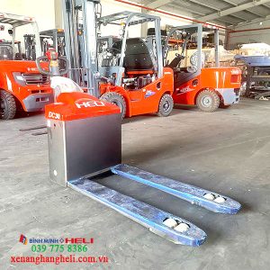 Xe Nâng Tay điện Dắt Lái 3 Tấn